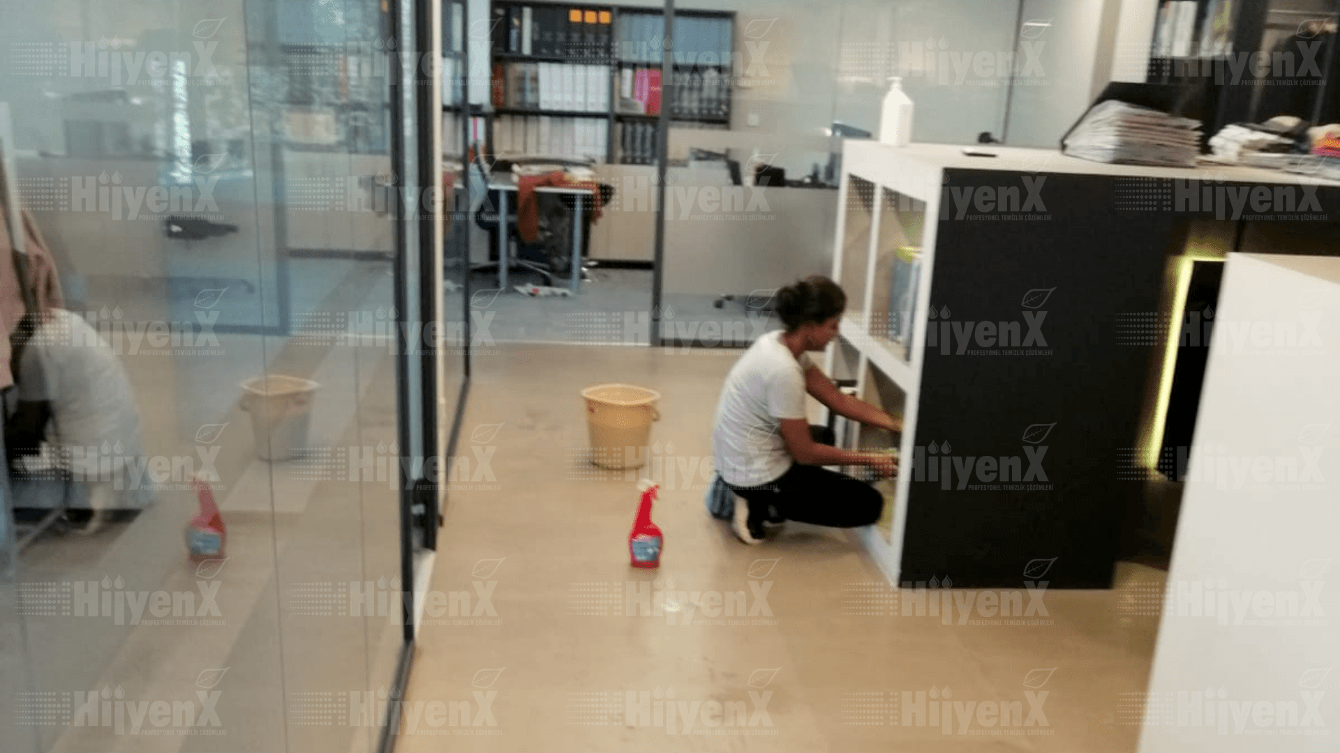 HijyenX: Ofis Temizlik Şirketi 2024